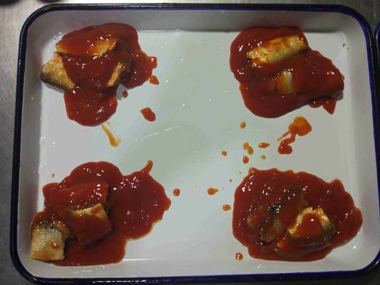 ماهی کنسرو ماهی مخلوط 155 گرم در سس گوجه فرنگی HACCP مجاز