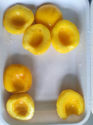 قیمت مناسب میوه زرد کنسرو شده در آبمیوه 820 گرم برای فرآیند نگهداری