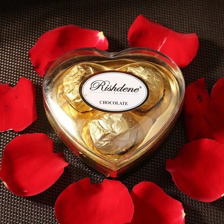 T.3 HEART Compound Chocolate Candy And Chocolate Crispy Taste For Retail And Distribution